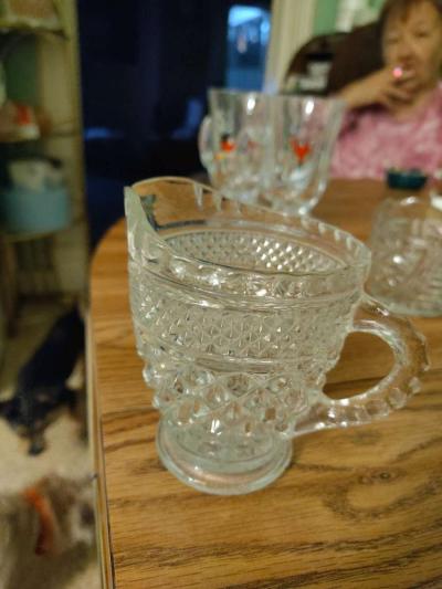 This is a Libbey Hobstar clear glass tumbler - Thumbnail 3
