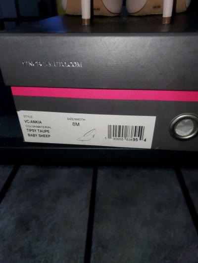 Vince camuto womans heels size 8 - Thumbnail 6