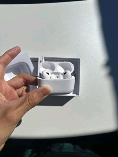 Airpods pro - Thumbnail 4