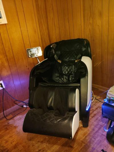 Massage Chair Full Body Recliner  Zero Gravity with Heat and - Thumbnail 2