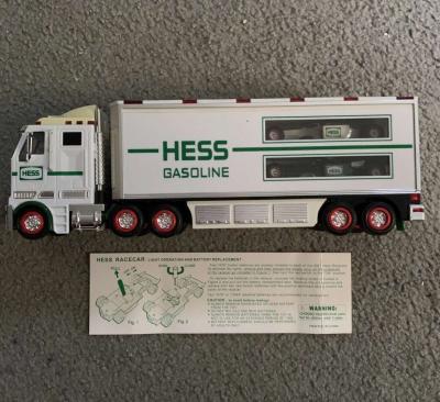 2003 Hess Truck w Pullback RACE CARS openbox see details bel - Thumbnail 3