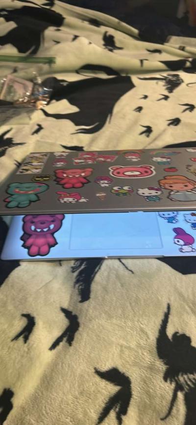 A gaming laptop - Thumbnail 1
