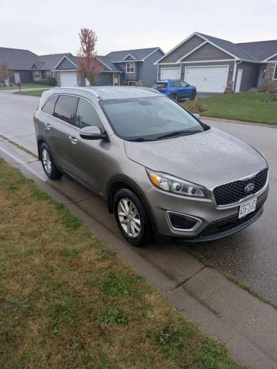 2016 kia Sorrento - Thumbnail 4