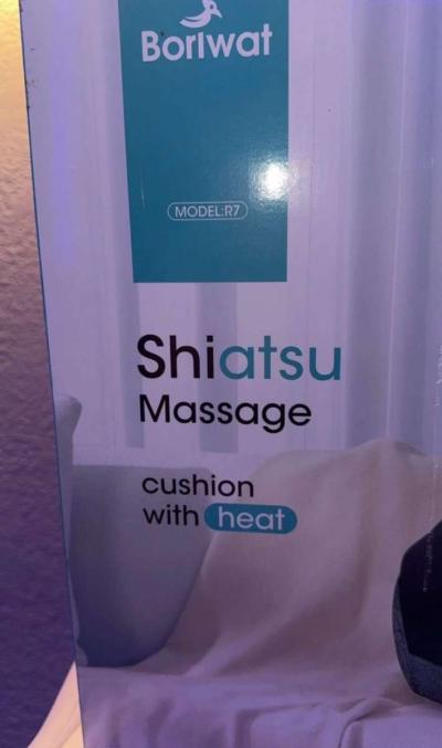 Brand new heated massager - Thumbnail 2