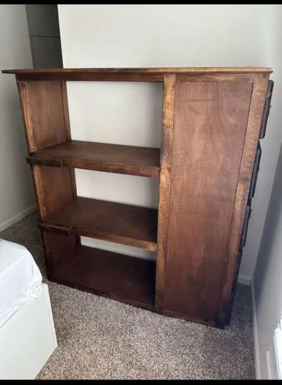 Desk shelves and drawers wood furniture - Kalamazoo, Michigan