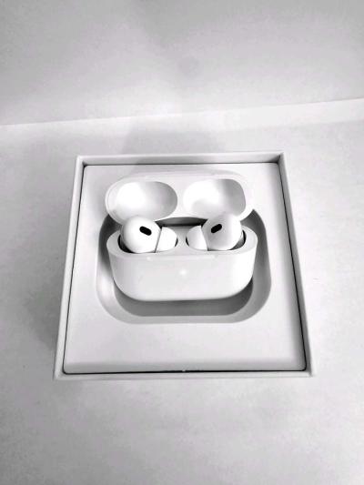 AirPods Pro 2 - Thumbnail 3