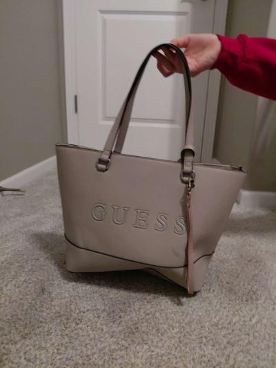a bag - Thumbnail 2