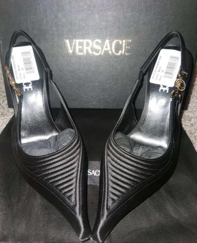 Versace Medusa 95 corset pumps - North Richland Hills, Texas