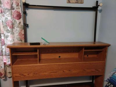 Full Size bed - Thumbnail 2
