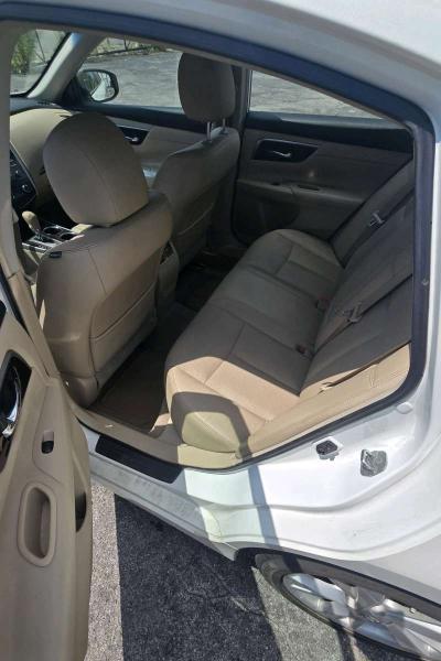 2013 NISSAN ALTIMA SL - Thumbnail 6