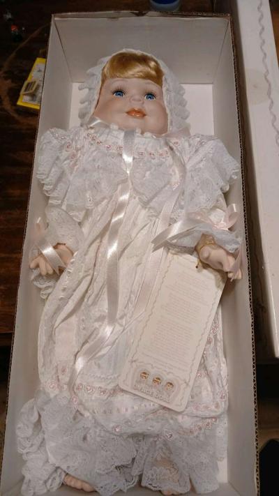 1 3 face porcelain doll - Thumbnail 4