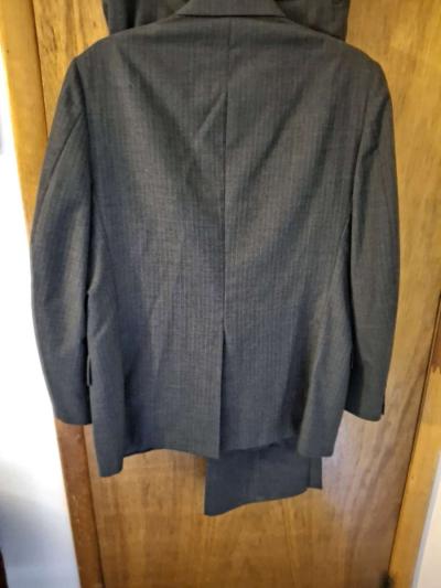Suit 40R - Thumbnail 2