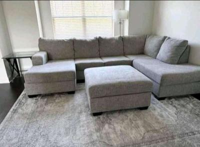 couch - Thumbnail 3