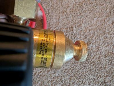 BRAND NEW GOSS Acetylene Torch Kit  Regulator Gauge 12ft Hos - Thumbnail 2