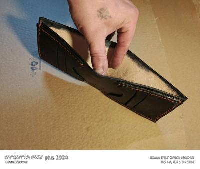 handcrafted leather wallet - Thumbnail 3