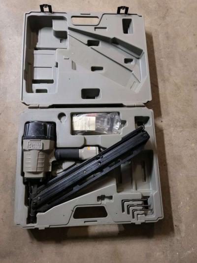 snap on air compressor with air tools and nail gun - Thumbnail 5