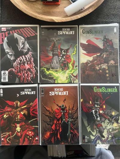 Comic Books Venom Spawn Wolverine Joker - Thumbnail 3