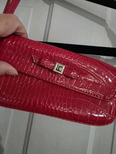Liz Claiborne clutch wristlet wallet crocodile texture - Thumbnail 2