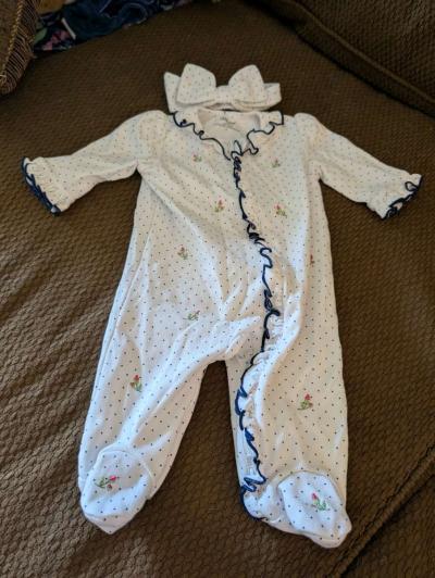 Baby white with blue dots sleepsuit with feet