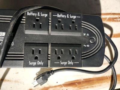 battery back up surge protector - Thumbnail 4