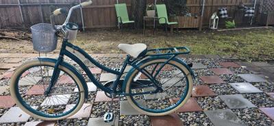 Huffy Deluxe Bicycle - Thumbnail 3