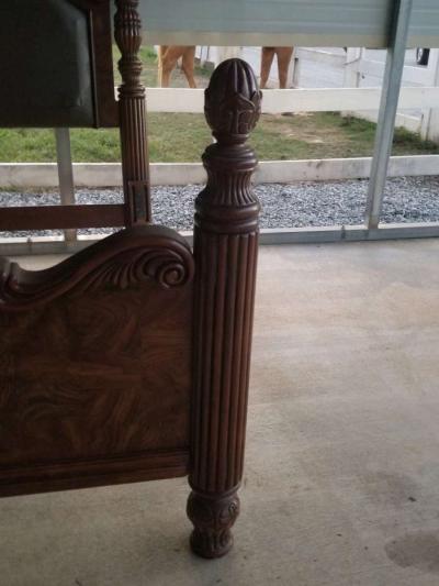 King size bed frame with or without mattress - Thumbnail 4