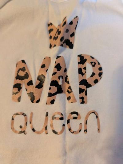 Nap queen baby onesie - Thumbnail 2