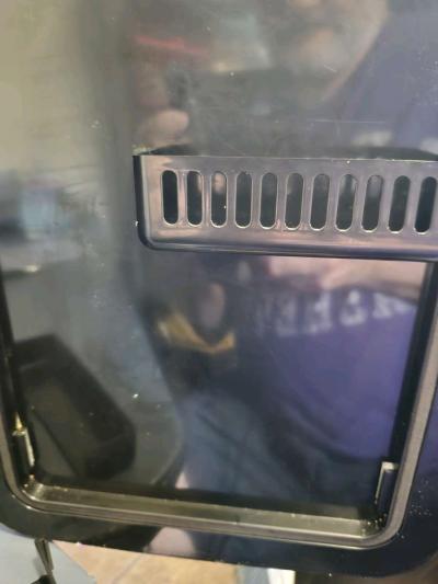 mini fridge Frigidaire - Thumbnail 3