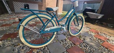 Huffy Deluxe Bicycle - Thumbnail 2