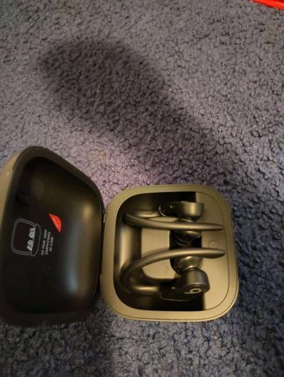 powerbeats pro 2 black - Thumbnail 3
