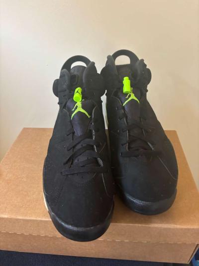 Jordan 6 - Thumbnail 3