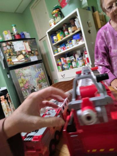 set of 3 fire engines 3 separate fire trucks movable parts n - Thumbnail 4