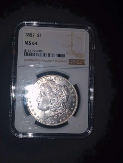 Morgan Silver dollar - Thumbnail 3