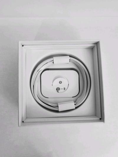 AirPods Pro 2 - Thumbnail 4