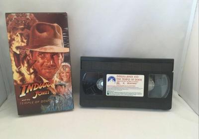 Indiana Jones VHS 3Tape BOX Set used good condition see belo - Thumbnail 5