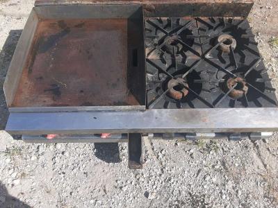 Commercial 4 foot flat grill  burners natural gas - Thumbnail 1