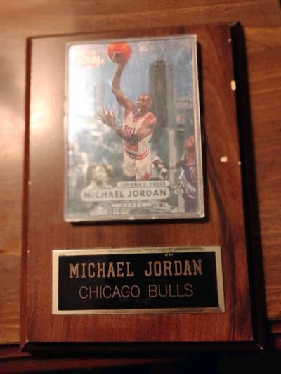 Michael Jordan metal universe collectible card - Thumbnail 2