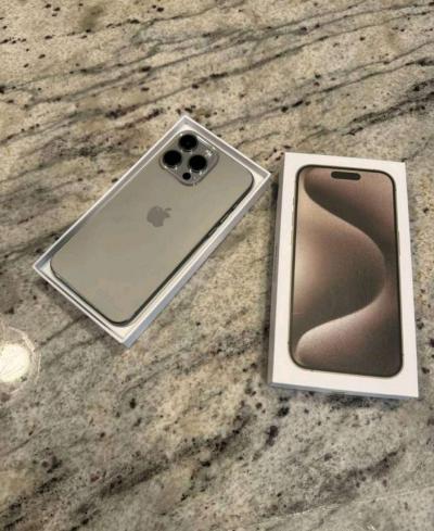 IPhone 15 pro max 256gb unlocked - Thumbnail 1