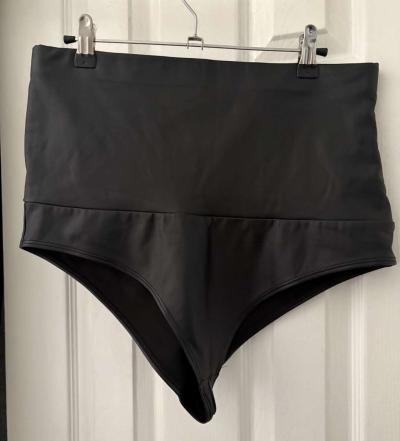 set shirt and pants - Thumbnail 2