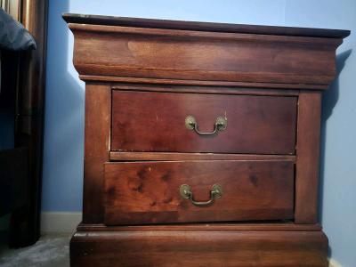 Fairmount Designs California King Bed Frame and nightstand - Thumbnail 4