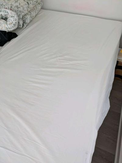 2 IKEA NATTJASMIN White Queen Fitted Sheets - Thumbnail 3