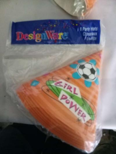 5x packs of 8 girl power party hats - Thumbnail 3