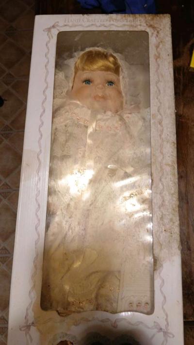 1 3 face porcelain doll - Cabot, Arkansas