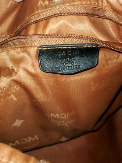 Mcm backpack black and gold - Thumbnail 3