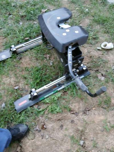 Sliding Fifth Wheel Hitch by Camping World - Thumbnail 3