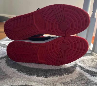 Jordan 1s - Thumbnail 6