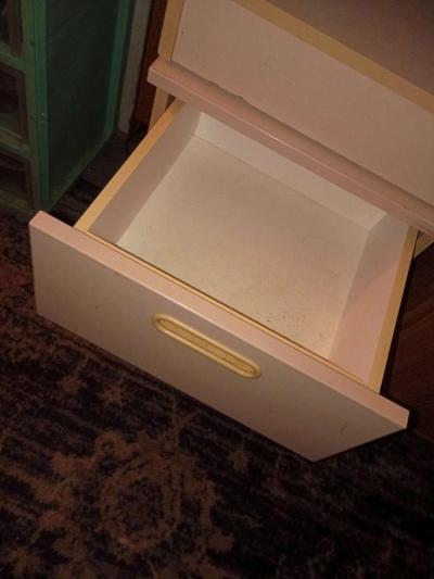 Different types of stuff different prices cheap prices - Thumbnail 5