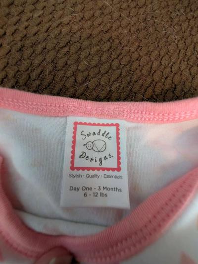 Infant gown with pink and yellow accents - Thumbnail 3