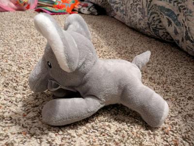 Plush elephant pacifier holder - Thumbnail 2