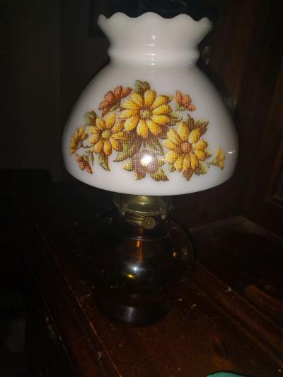 Vintage oil lamp - Thumbnail 2